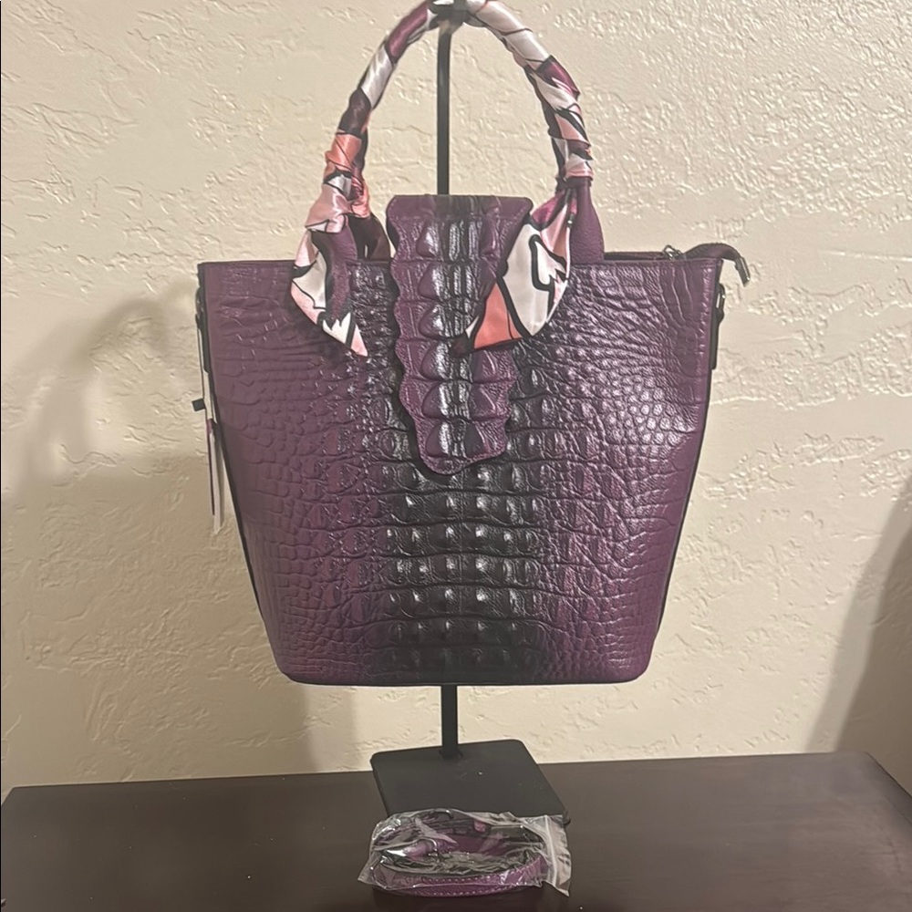 Elegant Purple Crocodile-Embossed Women's Bag